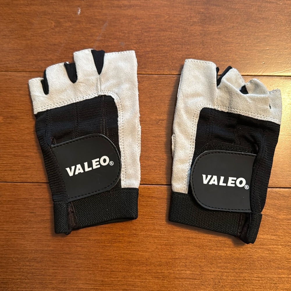 Valero fingerless gloves